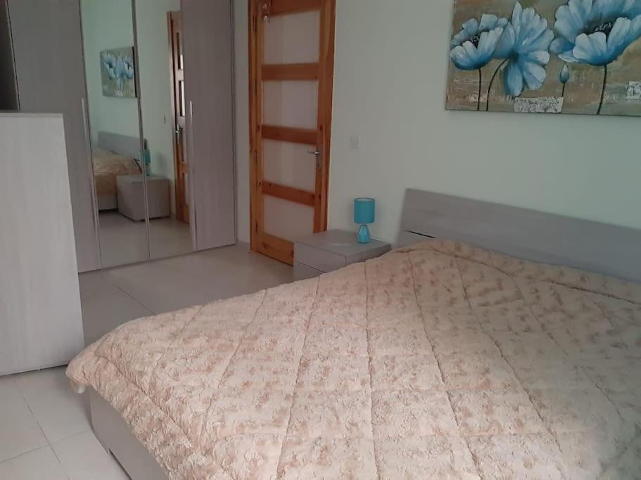 Lovely Two Bedroom Apartment St. Paul's Bay Exteriér fotografie